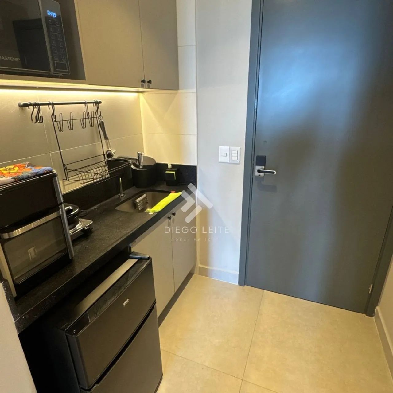 Flat frente mar com piscina privativa - Foto 4