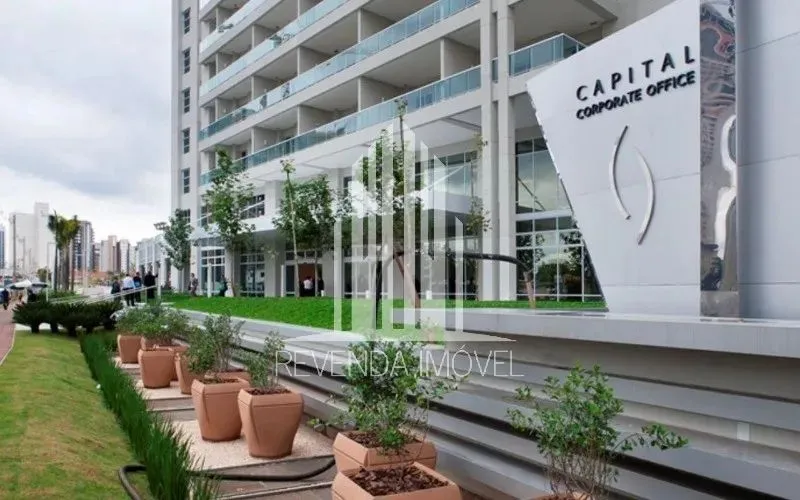 Sala Comercial para Locação na Vila São Francisco - São Paulo-SP: 2 Salas, 2 Banheiros, 6