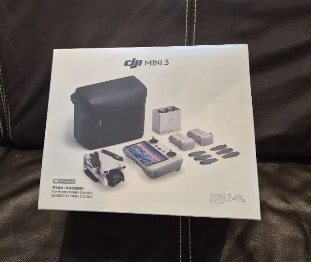 Drone DJI Mini 3 Fly More Combo Novo, Lacrado - 1.000 Reais Mais Barato que nas Lojas!