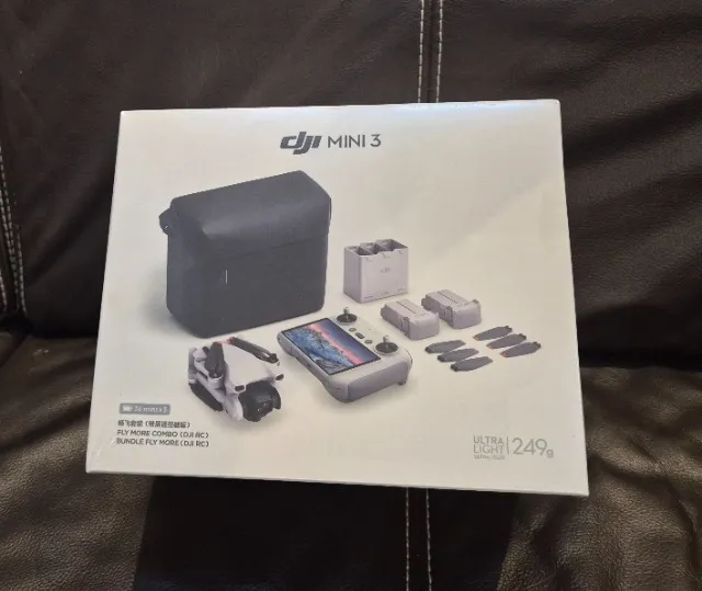 Drone DJI Mini 3 Fly More Combo Novo, Lacrado - 1.000 Reais Mais Barato que nas Lojas!