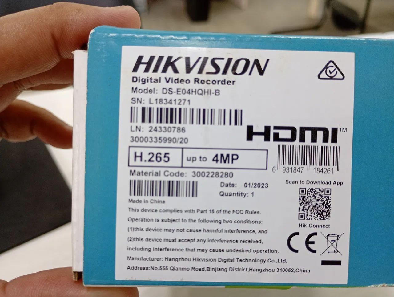 DVR turbo hikvision DS-E04HGHI-B Ja com SSD  - Foto 3