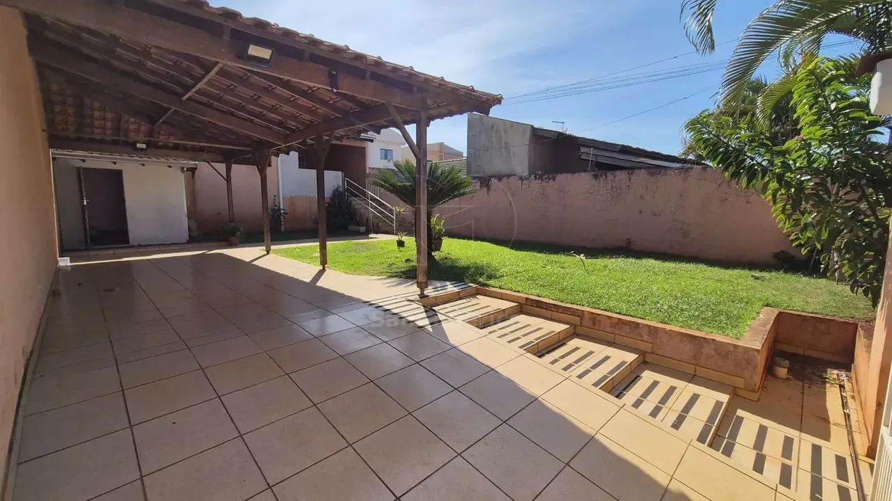 Casa à Venda e para Aluguel no Jardim das Palmeiras com 2 quartos em Londrina - Foto 3