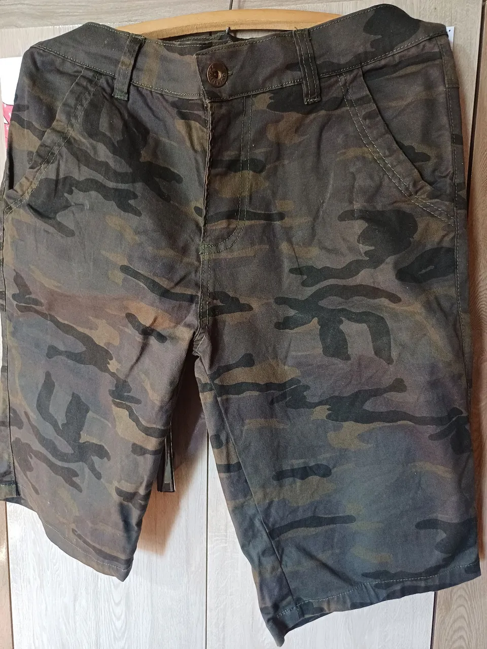 Bermuda Camuflada Masculina - Tamanho 44 - Nova