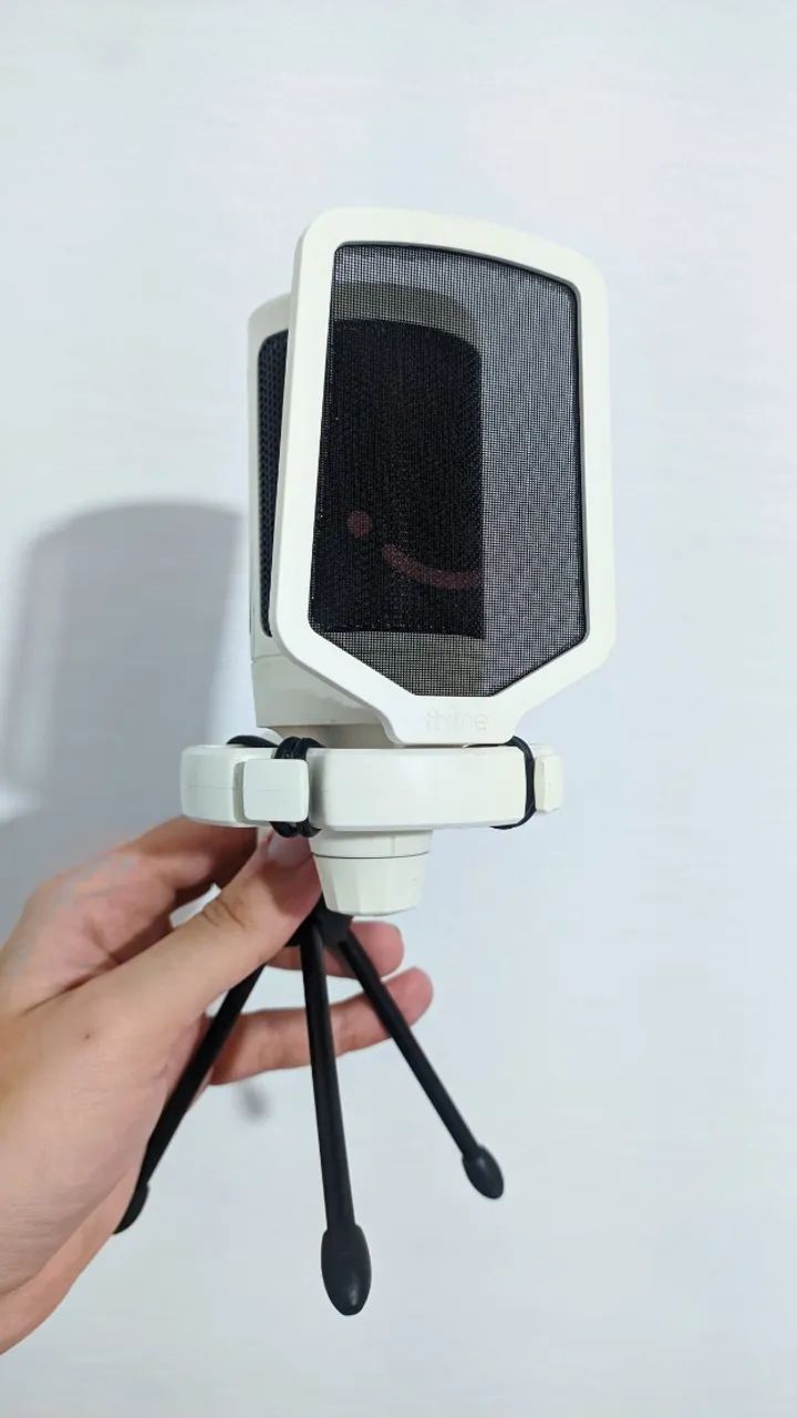 Microfone Fifine A6V