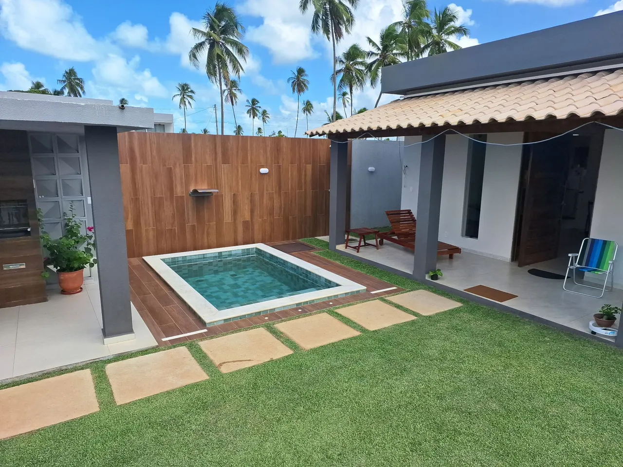 Casa com piscina para temporada em praia paradisíaca