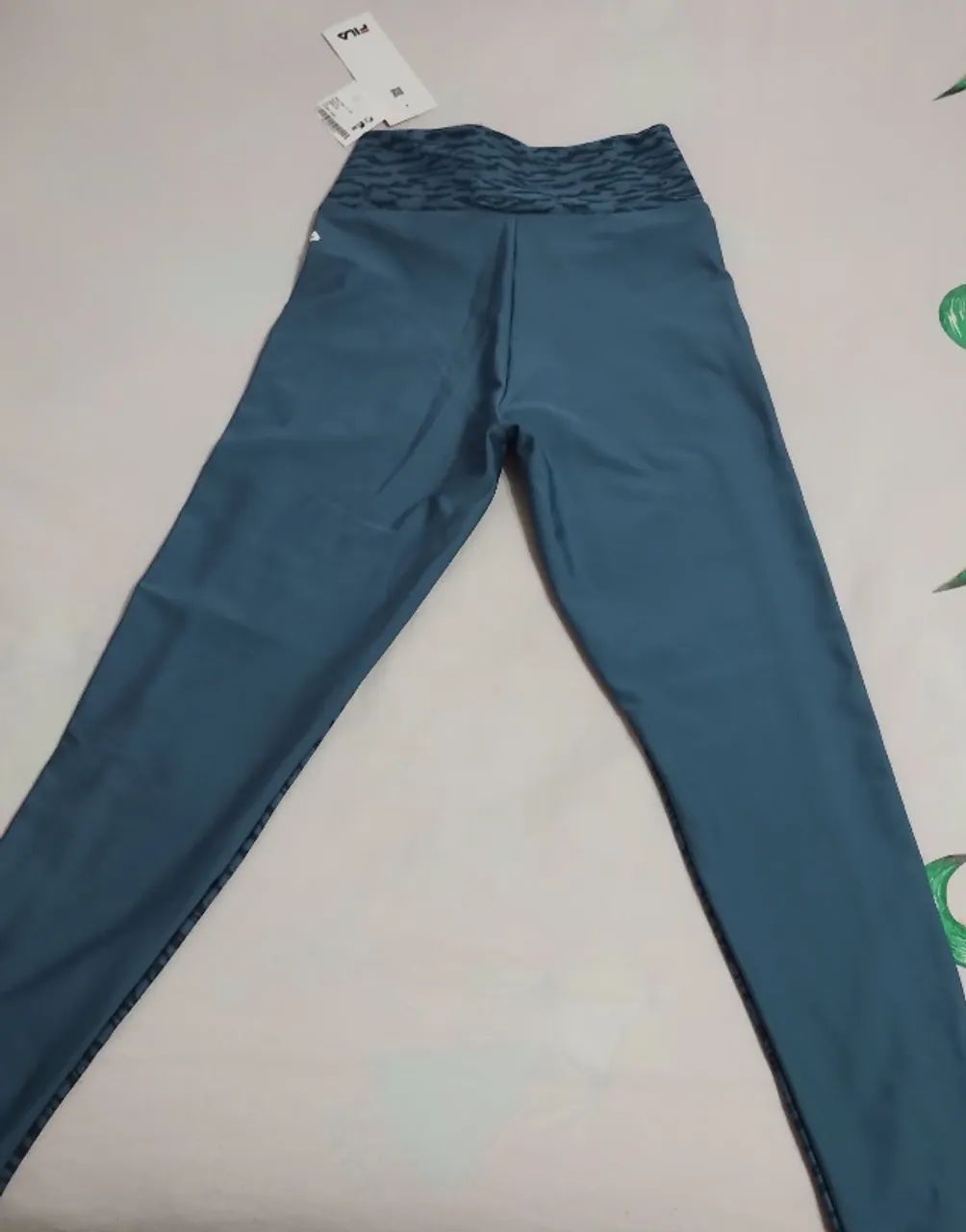Calça Legging Feminina Fila Line - Azul Estampado - Tamanho M (NOVO) - Foto 2