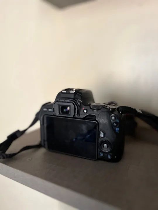Câmera Canon SL2 - Foto 2