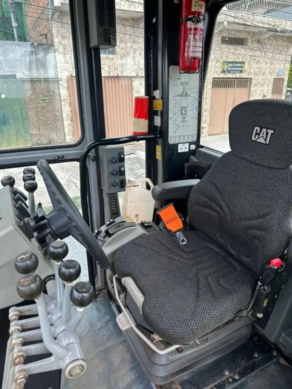 MOTONIVELADORA CATERPILLAR 140K ANO 2020 - Foto 5