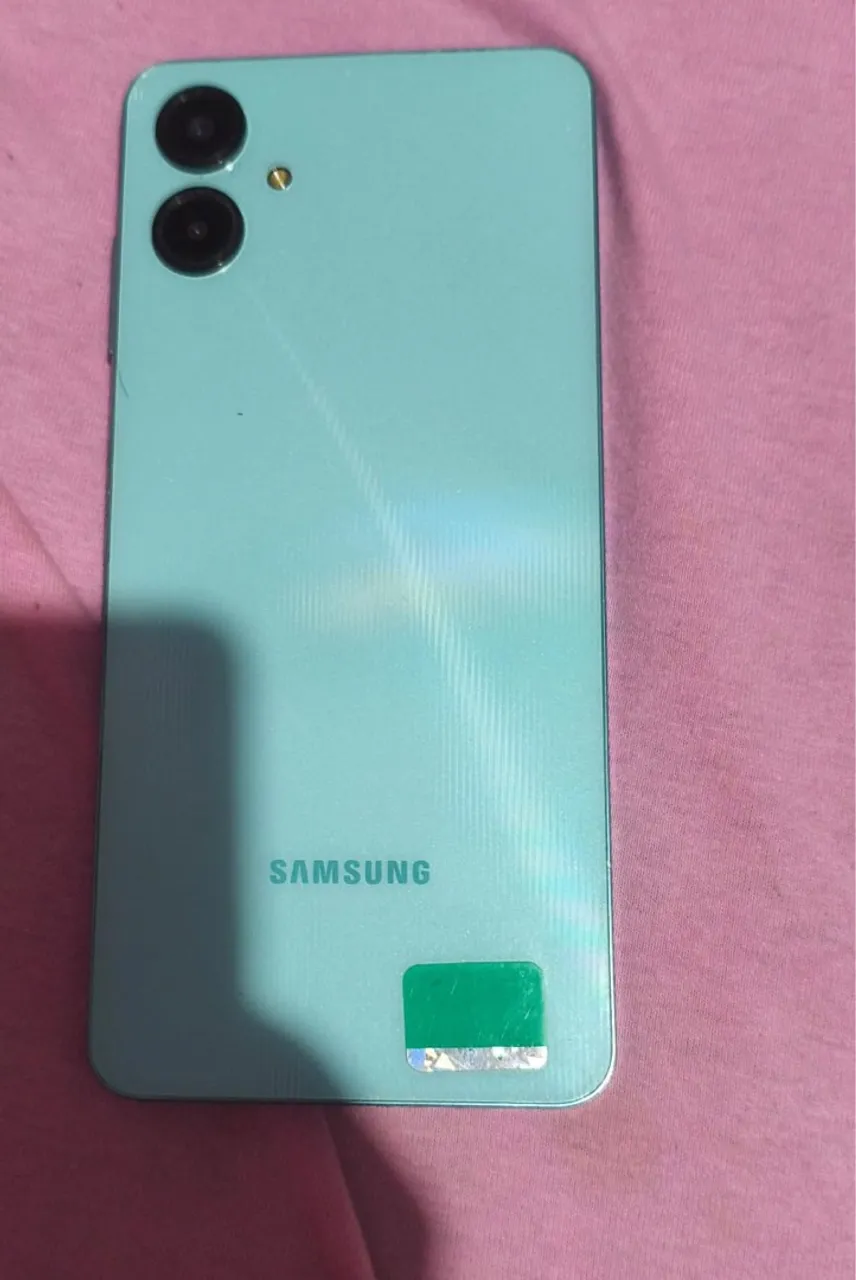Samsung A06 novinho , 1 mês de uso