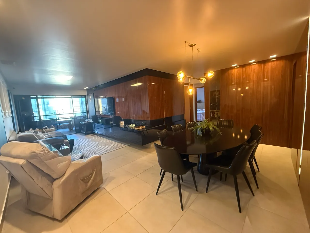 Apartamento com 3 suites em Intetmares