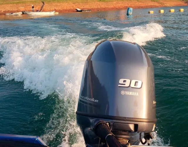 Preço especial com frete pago!  A nova geração do motor de popa 4 tempos Yamaha F90C ! - Foto 2