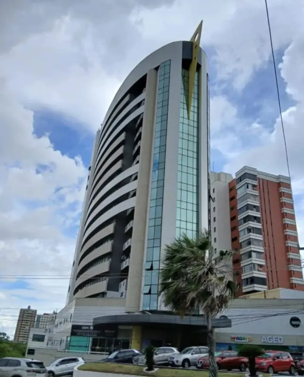 Vendo Sala Comercial com 50m² no Edifício Vinicius de Moraes