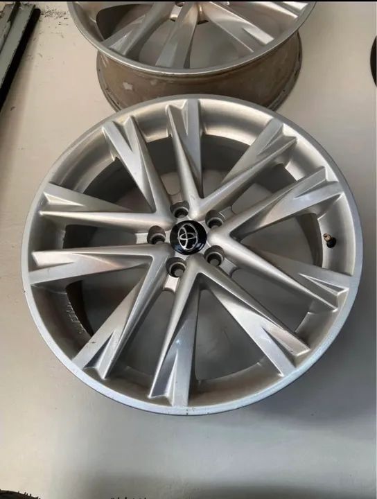 Aro 18 original Toyota