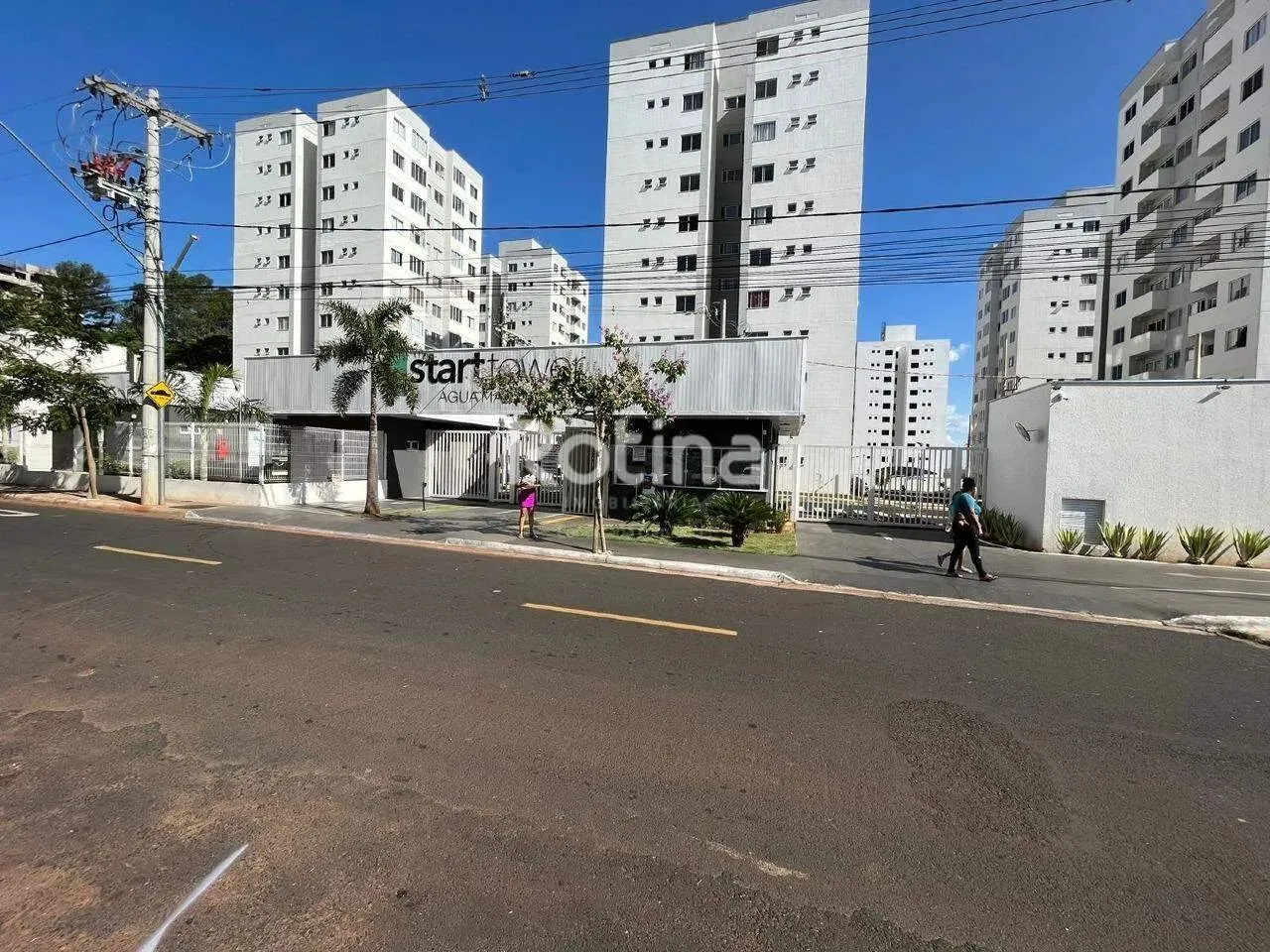 Apartamento para alugar, 2 quartos, Jardim Holanda - Uberlândia/MG - Rotina Imobiliária