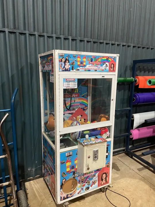 Máquina de pegar urso 