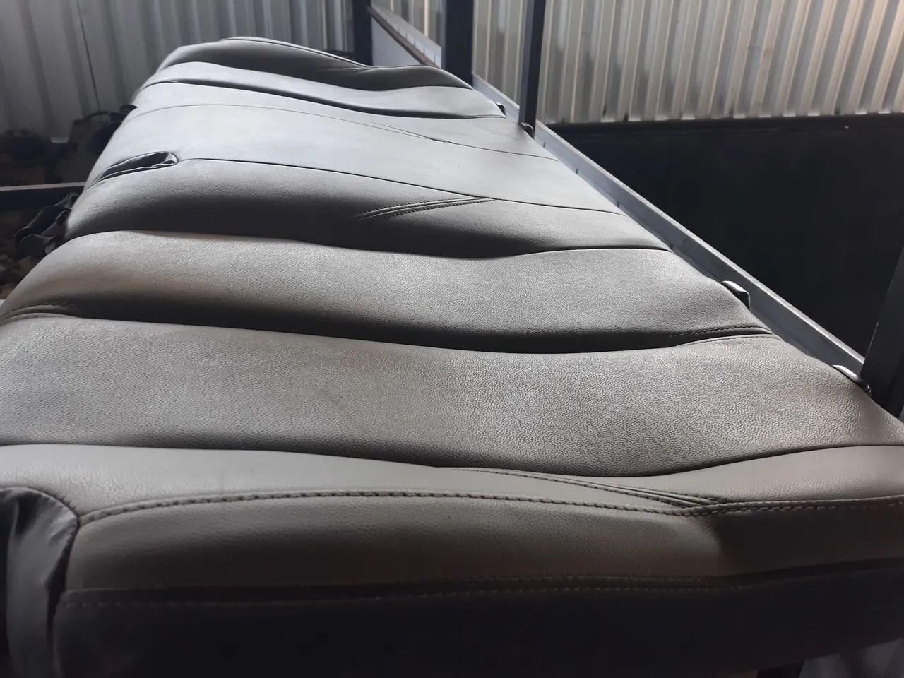 Bancos traseiros  S10, 2017, usado completo, original. /escuto proposta/. - Foto 2