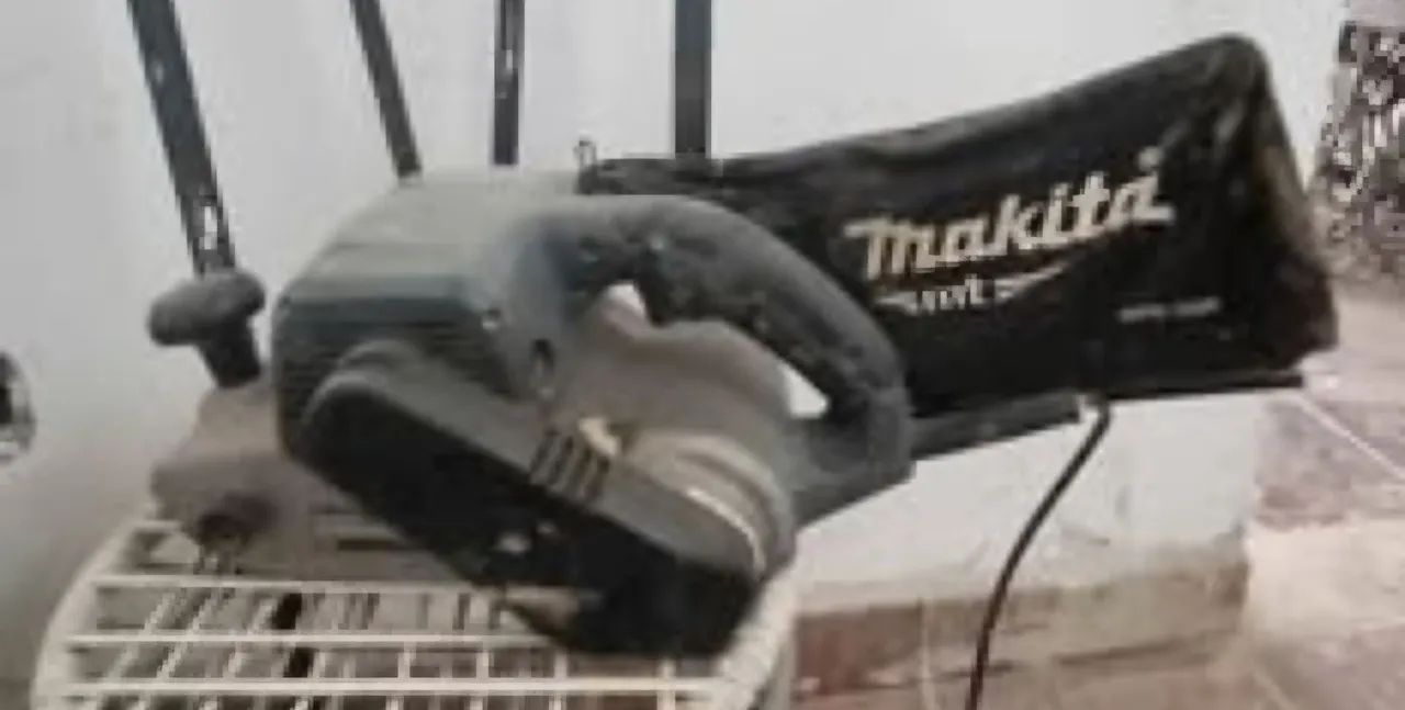 Lixadeira Elétrica Makita - Foto 2