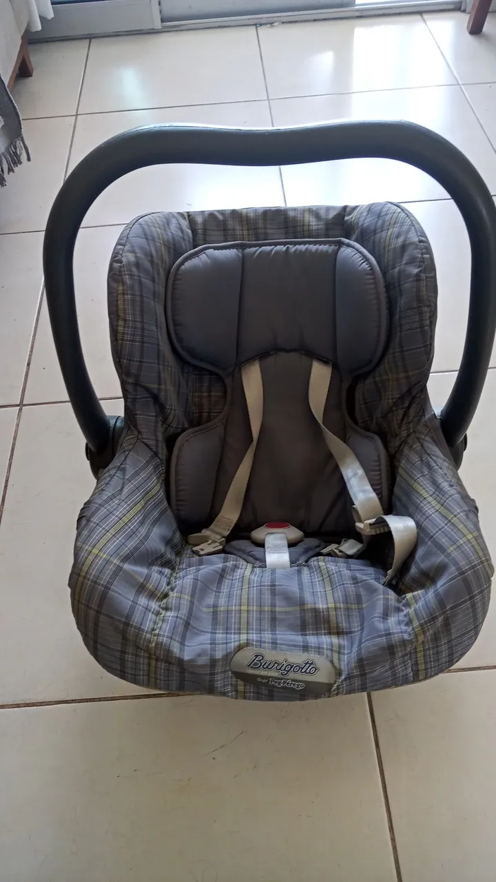 Vendo bebê conforto