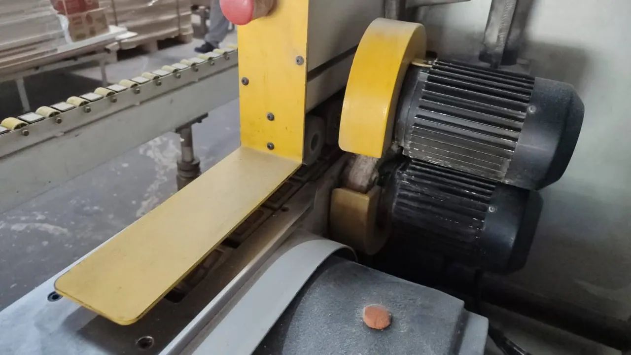 Máquina para marcenaria  - Foto 6