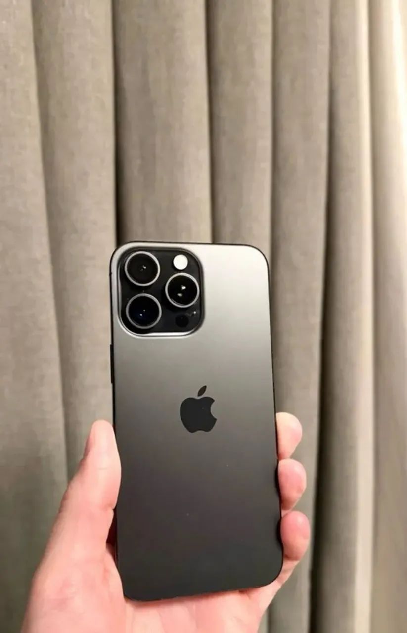 Vendo iPhone 15 pro max preto 256g - Foto 2