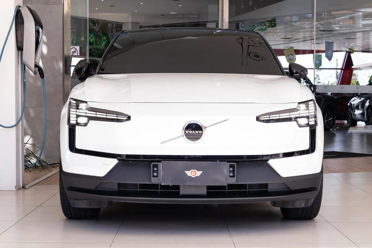 Volvo EX30 E60 Plus (elétrico) 2024 - Foto 2