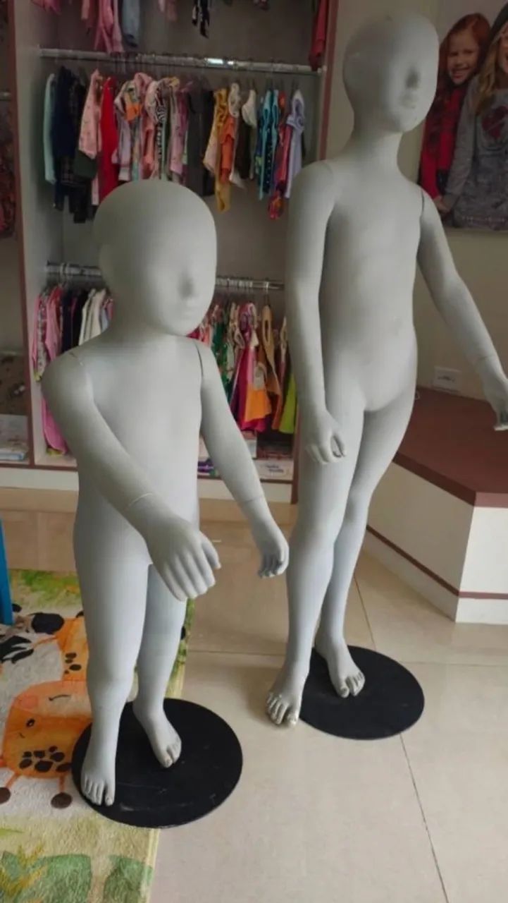 Manequim infantil