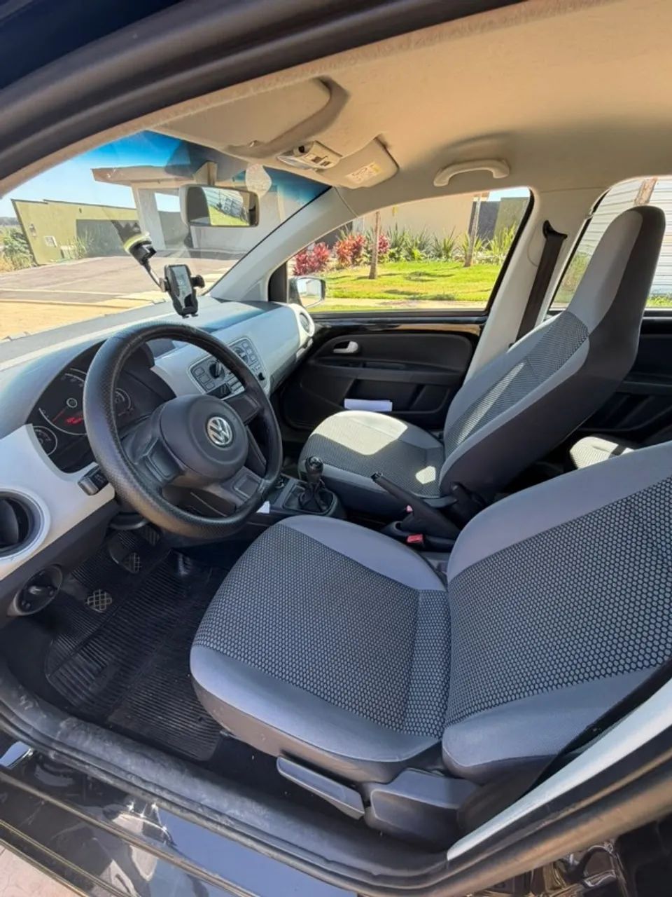 Volkswagen Up! up! move 1.0 Total Flex 12V 5p 2015