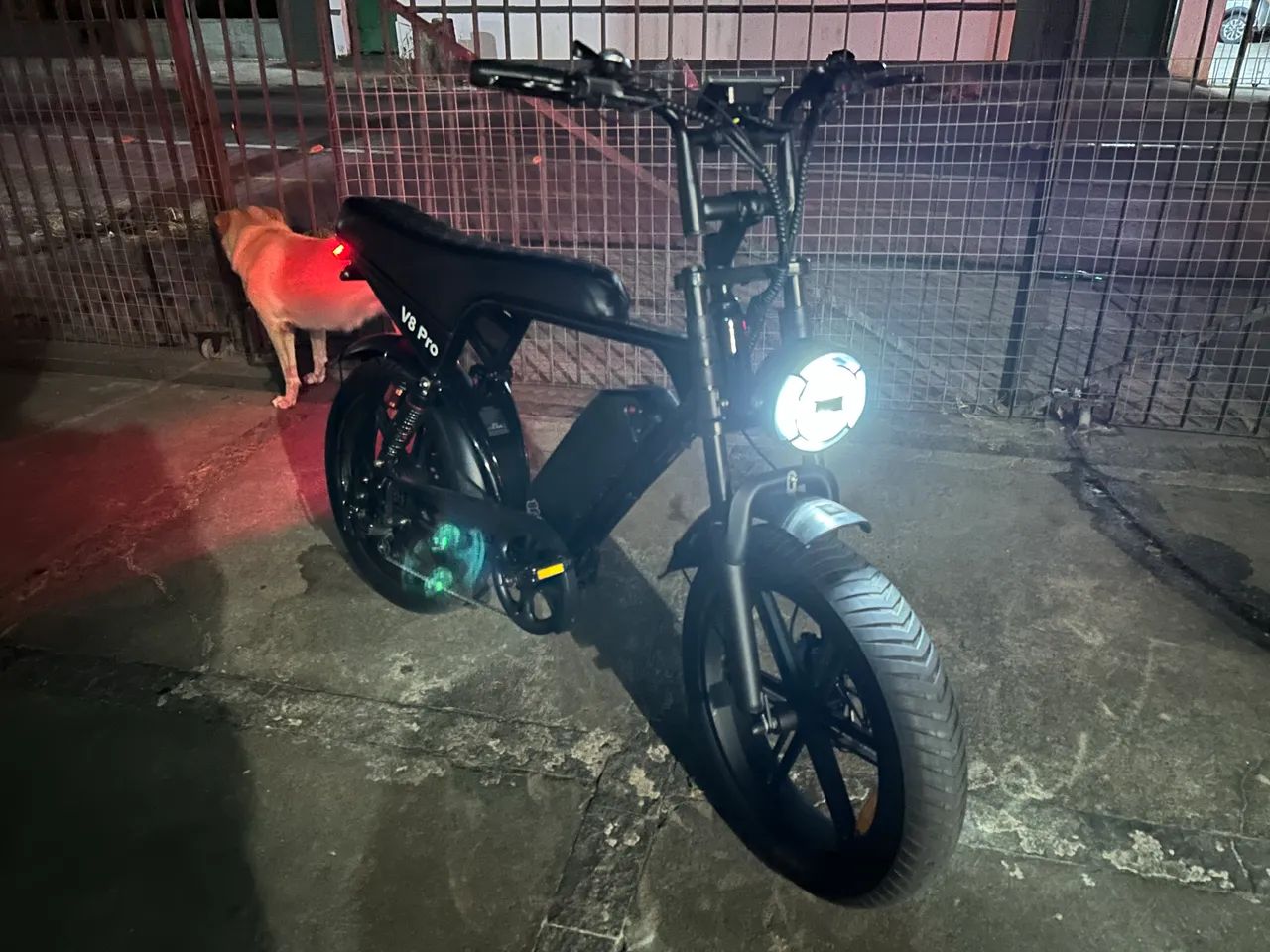 Bicicleta elétrica V8