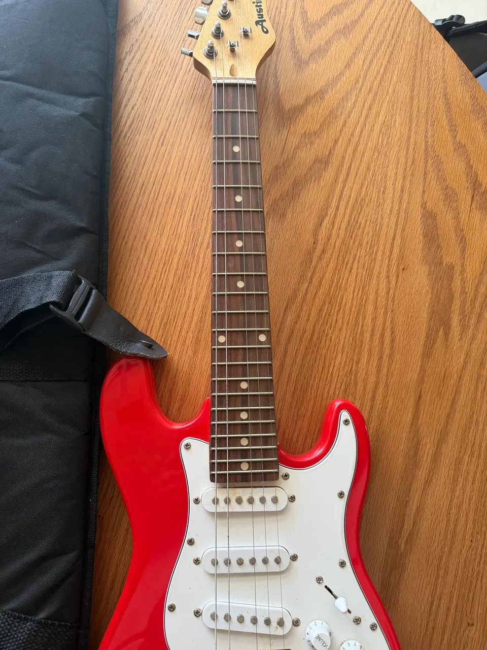 Guitarra vermelha