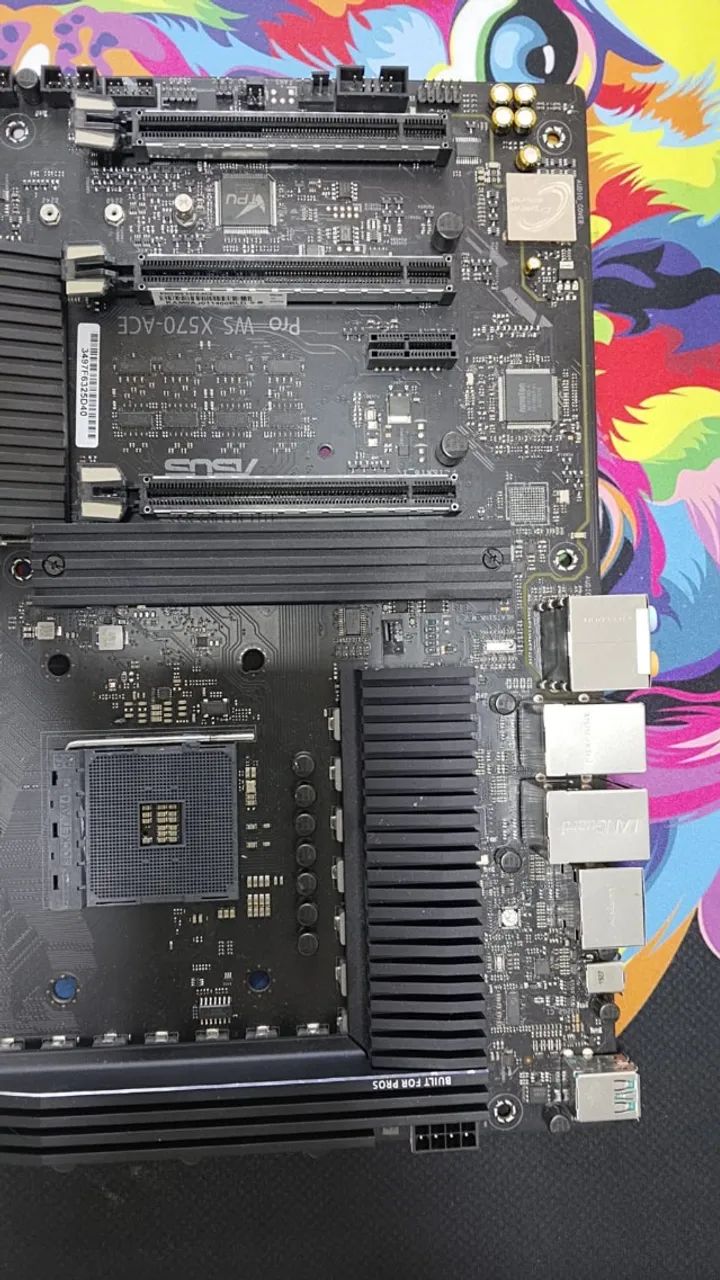 Placa-mãe ASUS Pro WS X570-ACE - Socket AM4 - Para Retirada de Peças - Foto 2