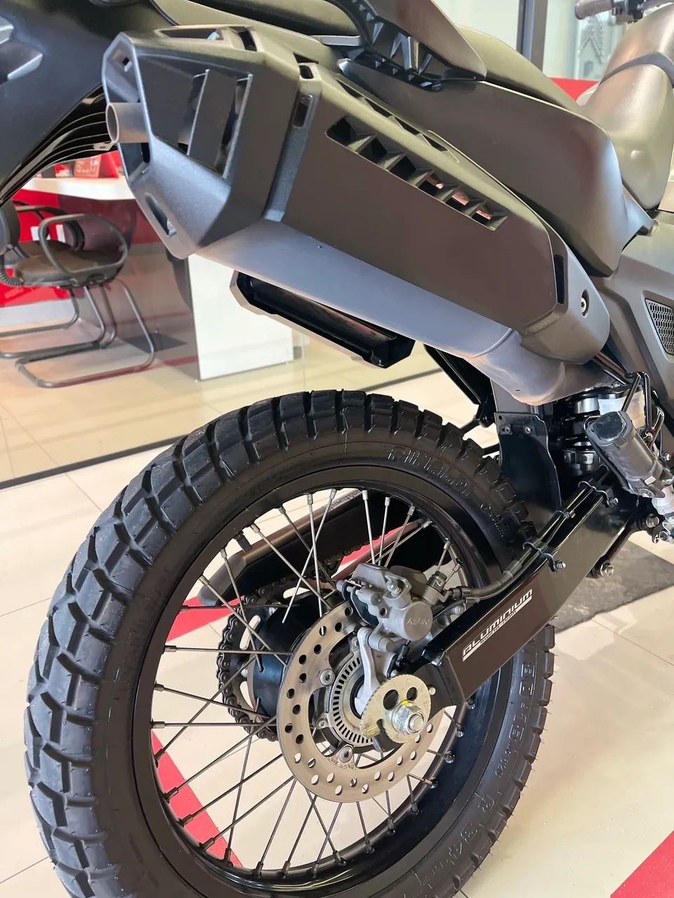 Sahara 300  - Foto 2