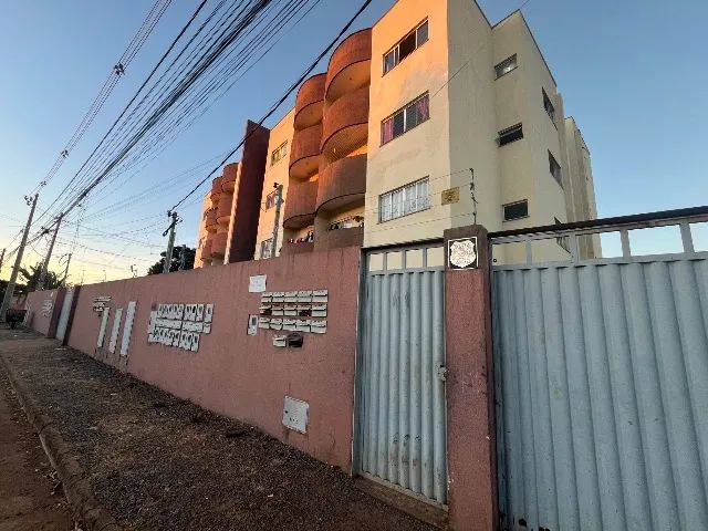 Apartamento a Vendo ou troco Vila Guara 