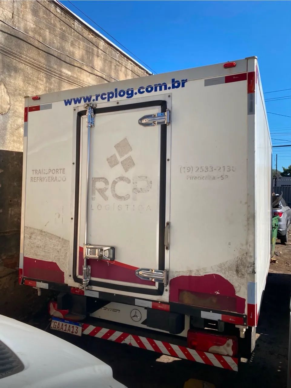Baú refrigerado equipamento Thermoking V300 acoplado e elétrico  - Foto 3