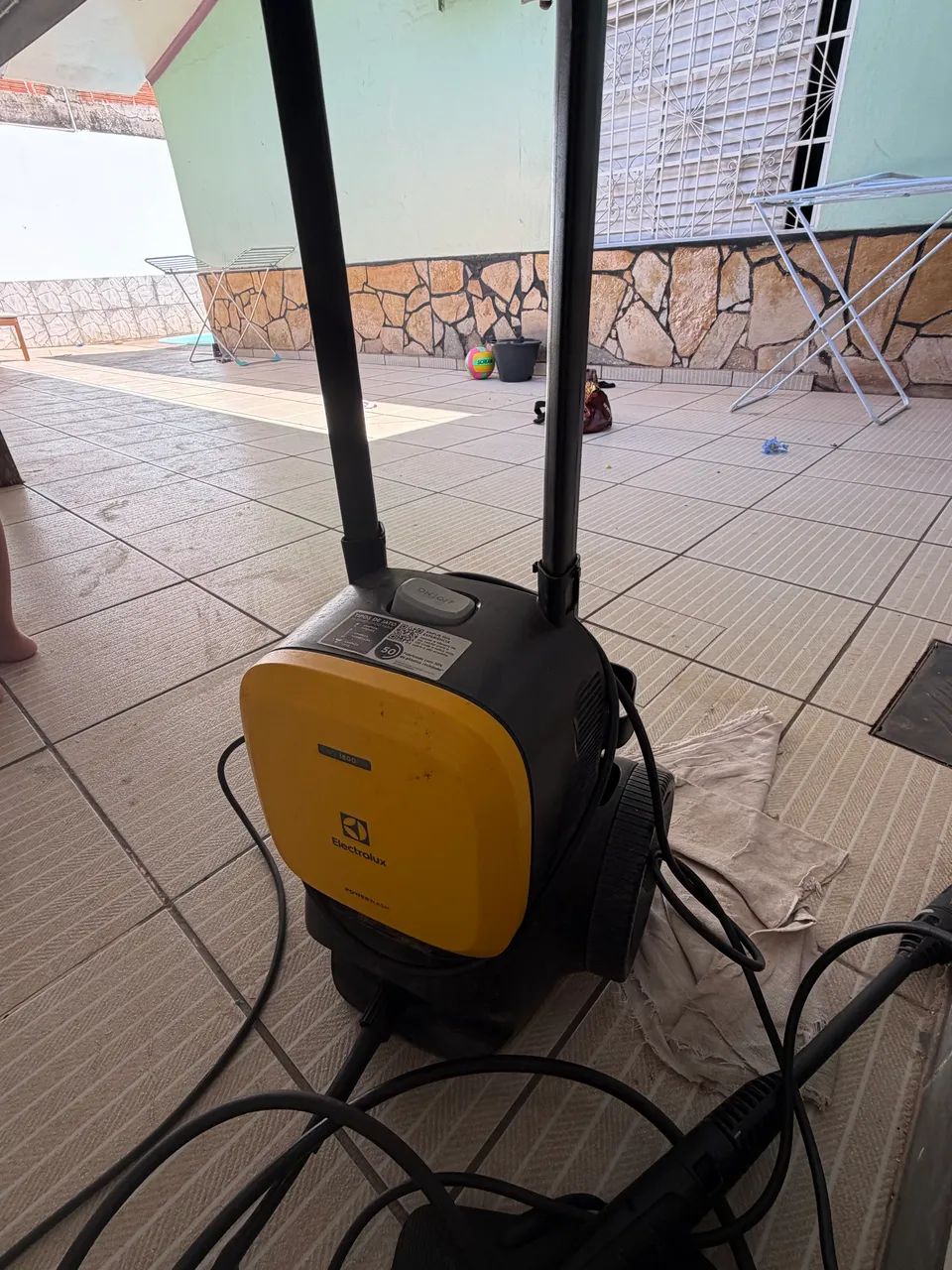 Vendo lavadora a jato Eletrolux 