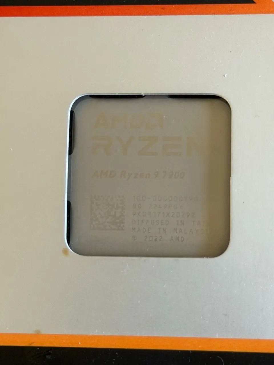 AMD Ryzen 9 7900