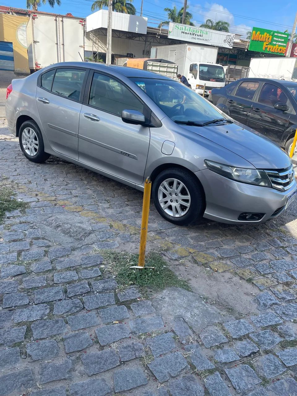 Honda City 1.5 LX 16V FLEX 4P AUTOMÁTICO 2013