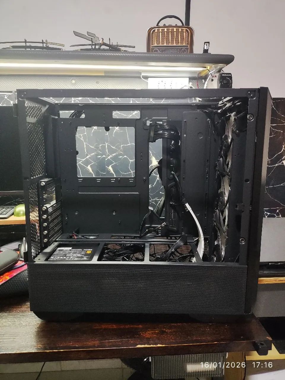 Gabinete Lian Li - Lancool III