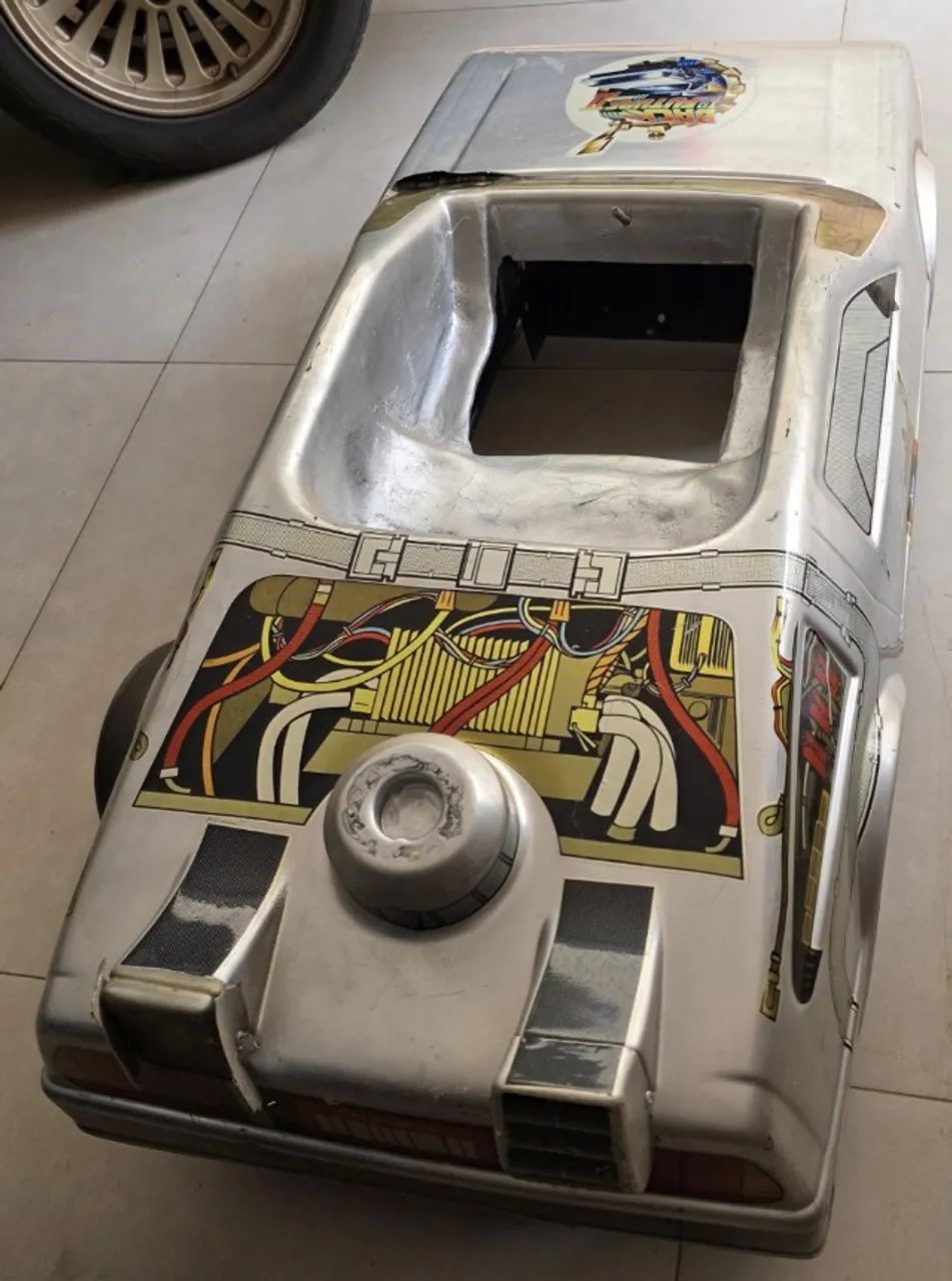 Carro para criança elétrico raro De volta para a futuro Delorean para reforma - Foto 3