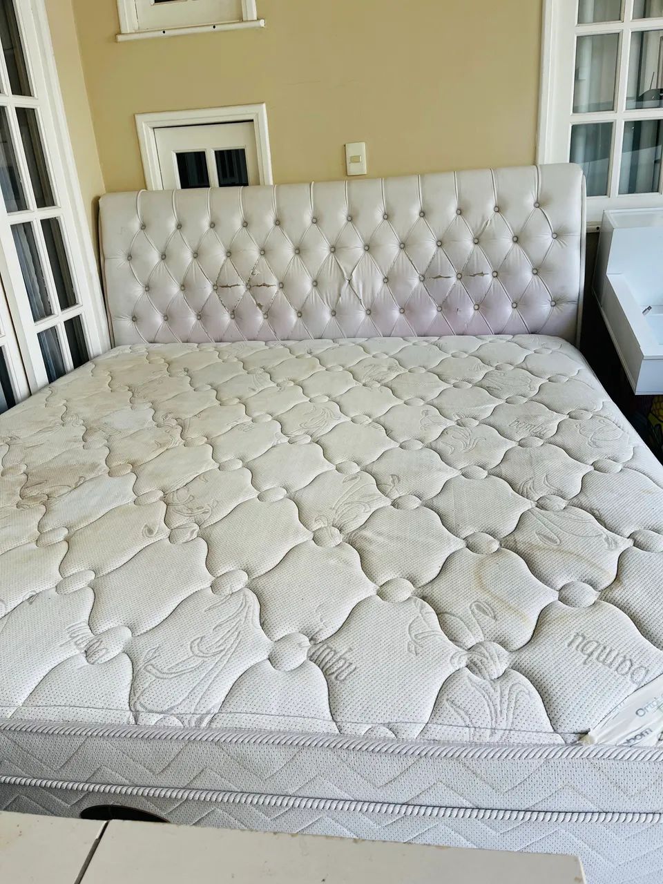 Cama Box king 