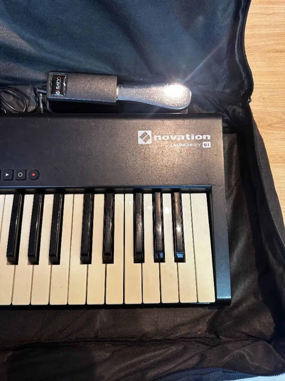 Teclado Controlador - Novation Launchkey 61 Mk2  - Foto 4