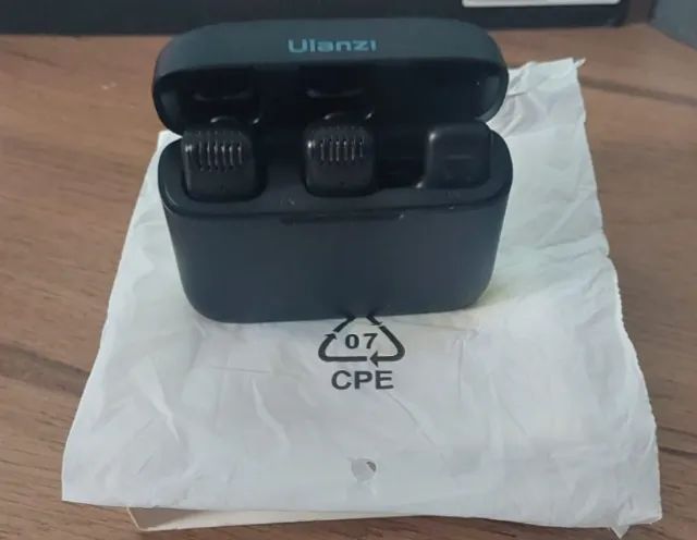 Microfone de Lapela Wireless Ulanzi J12 - USB-C (2 transmissores) - Foto 4