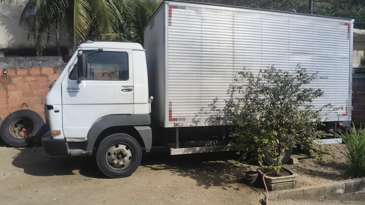 Caminhao bau 1540 - Foto 4