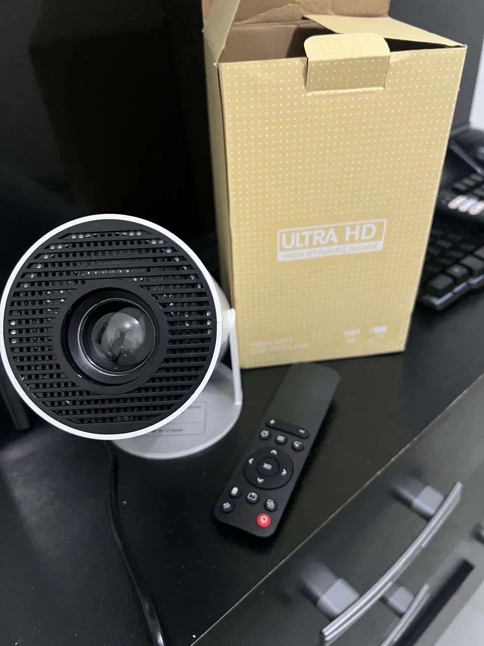 PROJETOR HY300