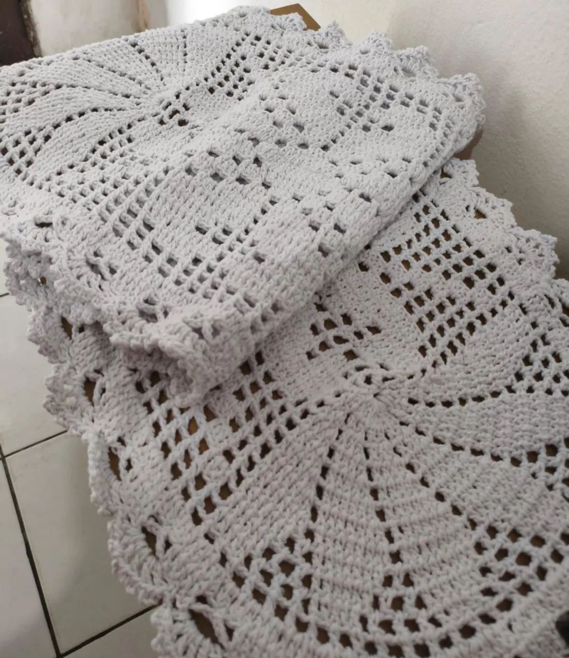 Trilho de mesa de crochê  - Foto 2