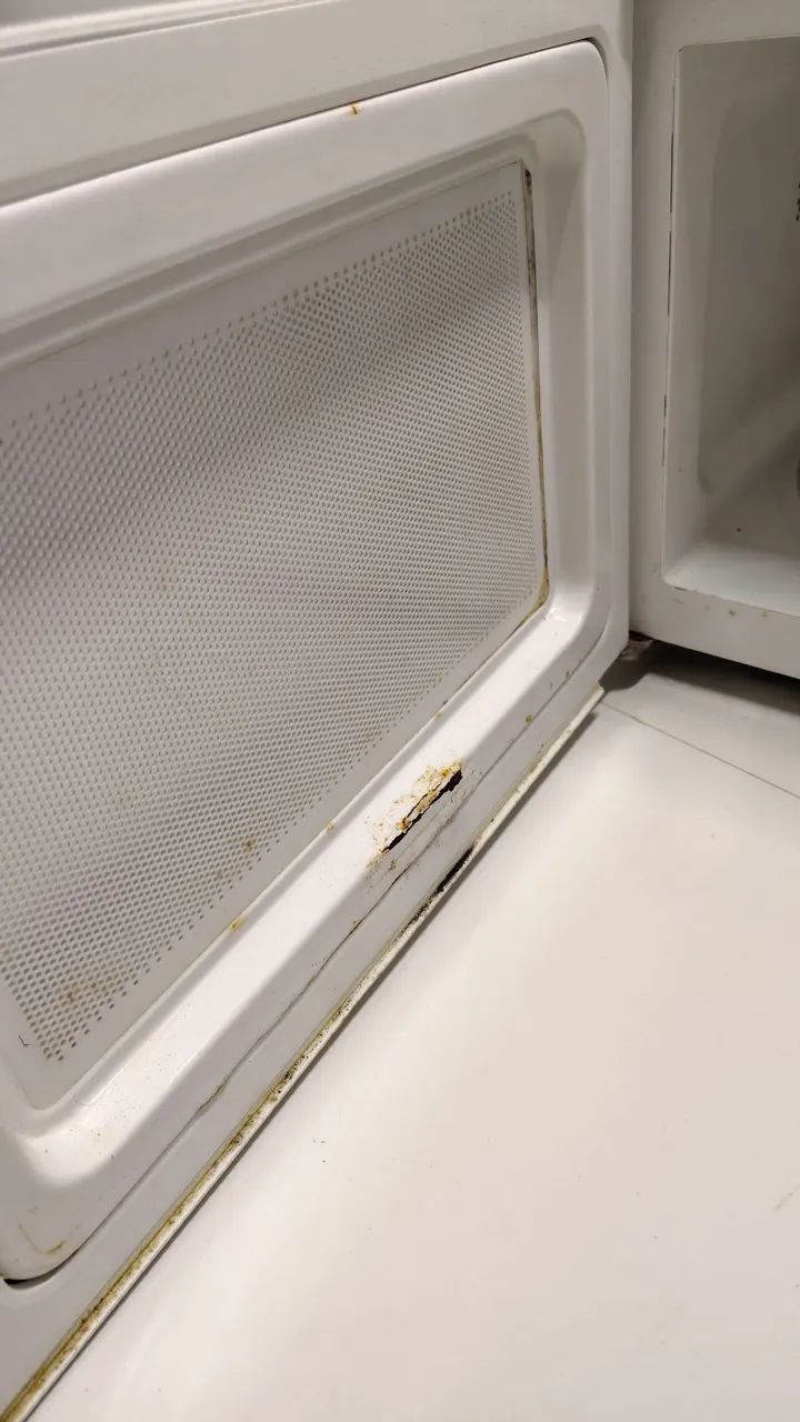 Microondas eletrolux 31 litros com marcas de uso, funcionando perfeitamente. - Foto 3