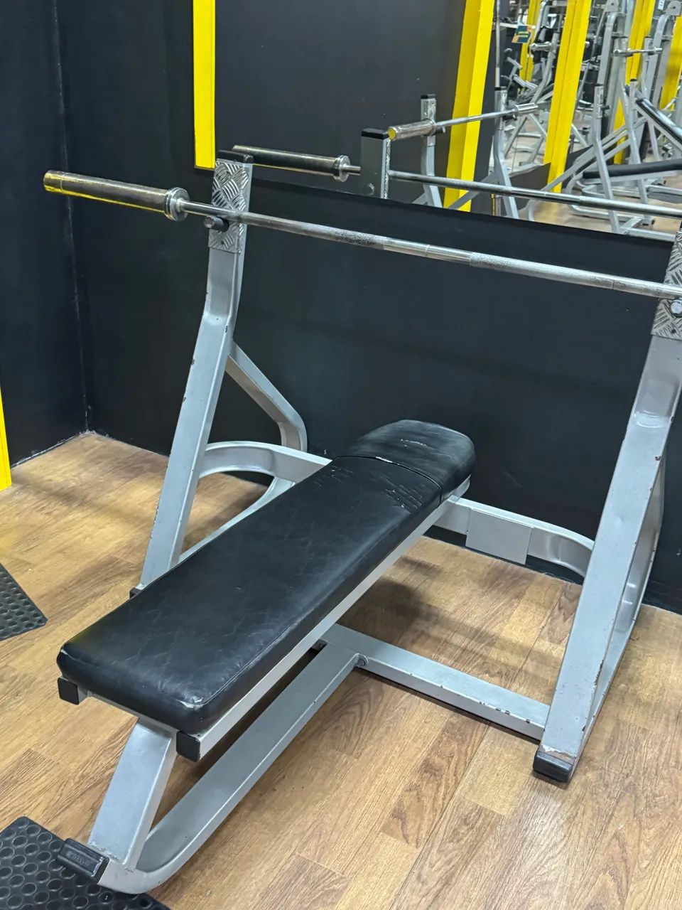 Máquina de musculação  - Foto 2