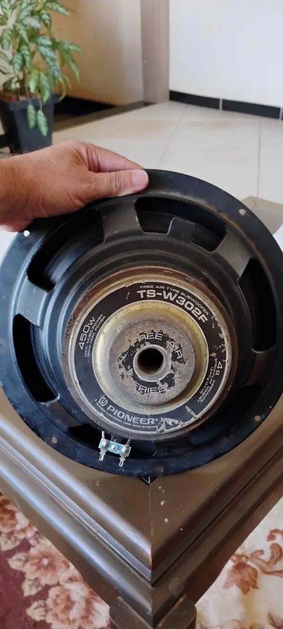 Auto falante 12p Cara Preta 