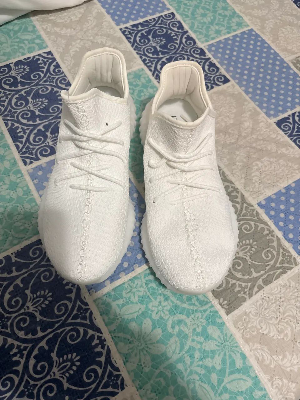 yeezy branco novo 41br - Foto 3