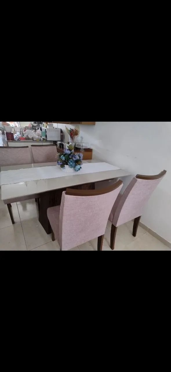 Mesa semi nova com 06 cadeiras - Foto 2
