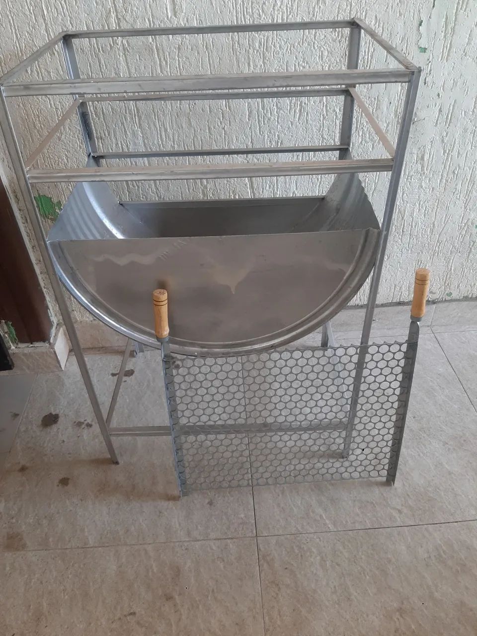Churrasqueira Lat ão NOVA - Foto 2